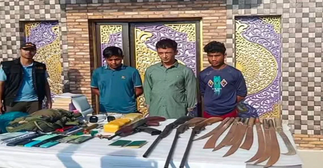 কুখ্যাত ডাকাত শাহীন ও জুয়েল গ্রেফতার