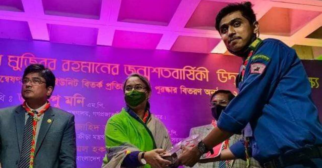 প্রতিভা অন্বেষনে ১ম স্থান অর্জন ফরহাদ হোসেনের